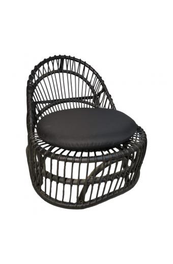 Πολυθρόνα Tromso paakoworld pe rattan σε μαύρη απόχρωση με μαύρο μαξιλάρι 80x85x98εκ